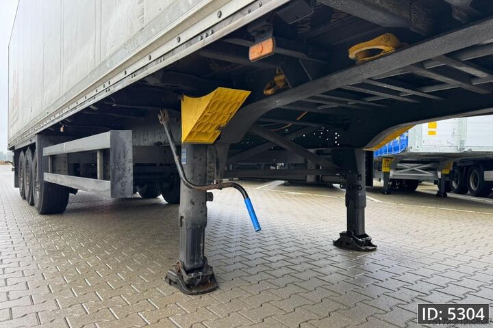 Suitcase Schmitz Cargobull SCB/S3B / Double stock / Disk brakes