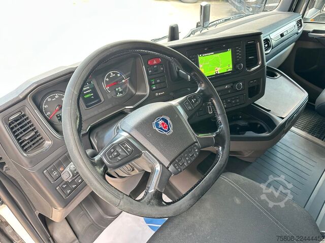 Swap body truck SCANIA R450 BDF 6x2 Lenk Retarder ACC