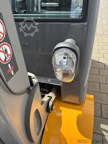 Electric - 4 wheels Jungheinrich EFG 425K
