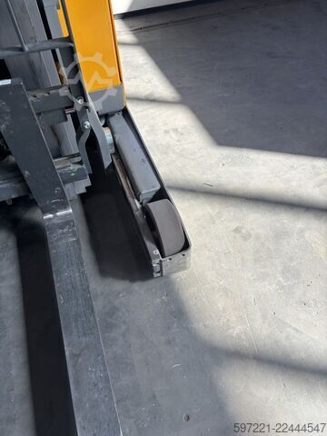 Reach Trucks Jungheinrich ETV 214