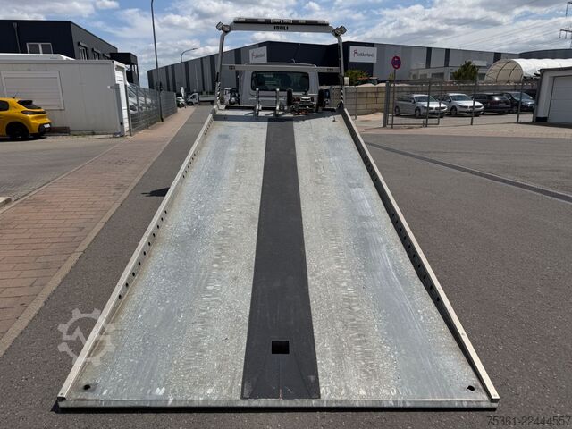 Wrecker IVECO Daily 70C18 Abschlepper Verschiebeplateau Winde