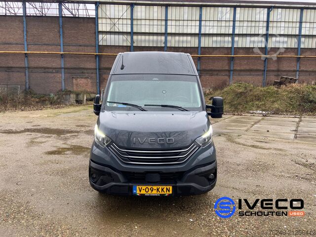 Iveco Daily 40C18V A8 Cruise control - Dubbellucht - Automaat- L3H2 -176pk - Trekhaak Iveco Daily 40C18V A8 Cruise control - Dubbellucht - ...