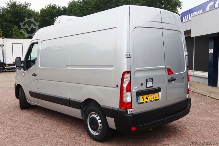 Kühlkastenwagen Renault Master Red Edition 150 PK Carrier Xarios 350 Ko...