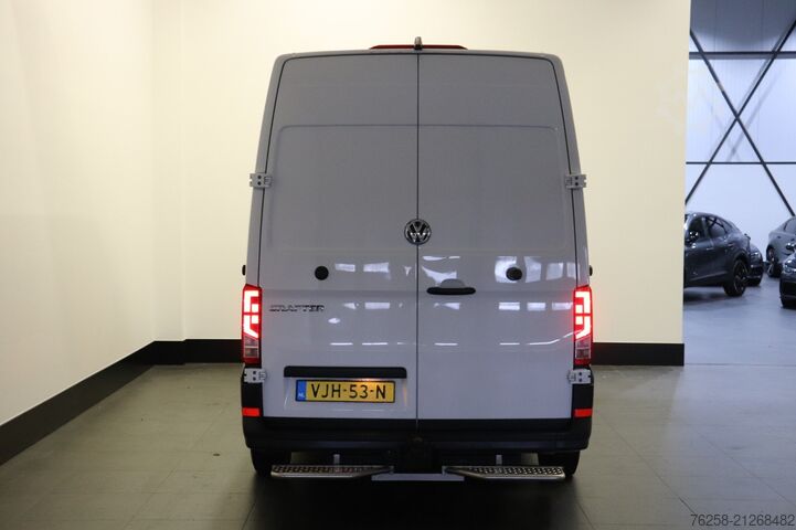 Delivery van Volkswagen Crafter 2.0 TDI 140PK L3H3 EURO 6 - Airco - Nav...