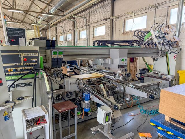 Automatic Drilling Machine BIESSE TECHNO FDT