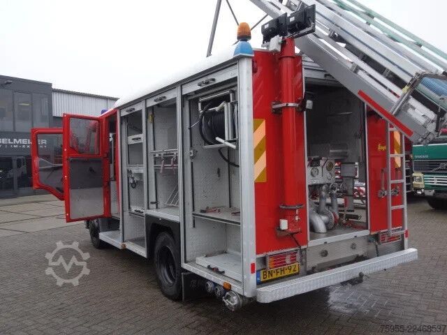 Löschfahrzeug DAF LF 220 ZIEGLERPUMP BOMBEROS