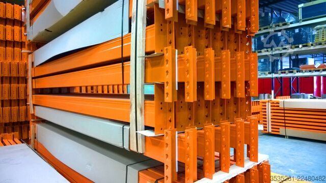 Sheet metal rack 10x13,7 m lang, 5 m hoch, 10 Schutzecken 50 Rahmen, 240 Traversen (3300) 3,25 t