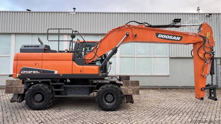 Radbagger Doosan DX 210 W-5     2020