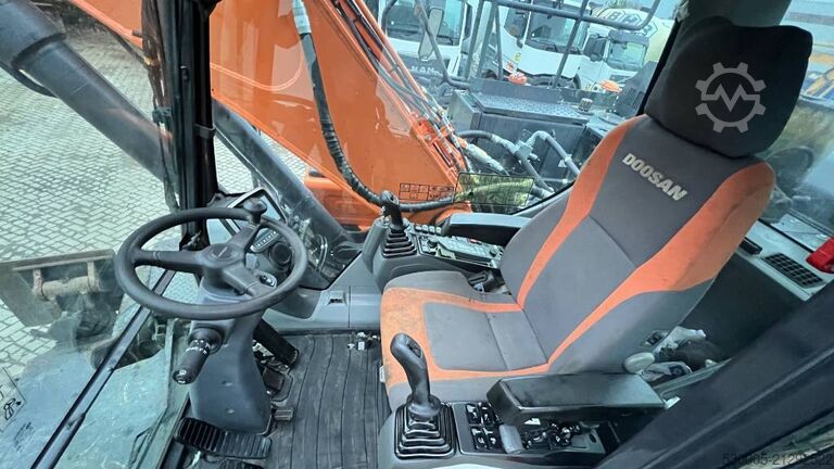 Radbagger Doosan DX 210 W-5     2020