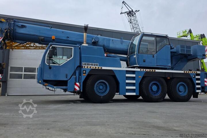 All terrain crane Liebherr LTM1045-3.1 As-Is, Diesel, 6x4x6 Drive, 45t Capaci