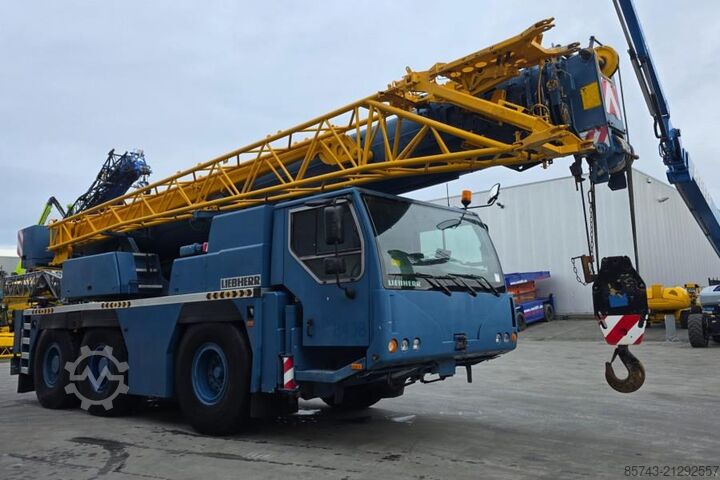 All terrain crane Liebherr LTM1045-3.1 As-Is, Diesel, 6x4x6 Drive, 45t Capaci