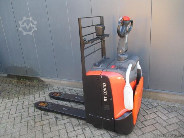 Pallet truck TOYOTA LPE 200