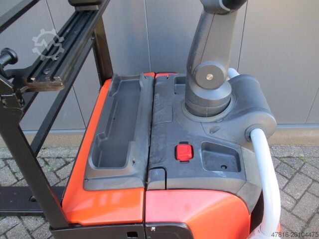 Niederhubwagen TOYOTA LPE200