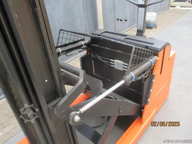 High lifting pallet truck BT RWE 120