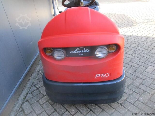 Tow tractor Linde P 60