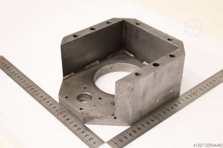Punching tool intermediate block unbekannt 205/180/H90 mm