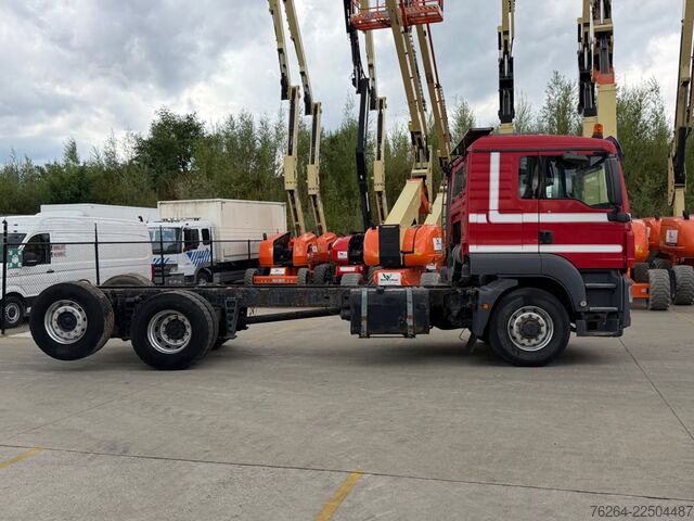 Chassis with cab MAN TGS 26.360 6x2 MANUAL