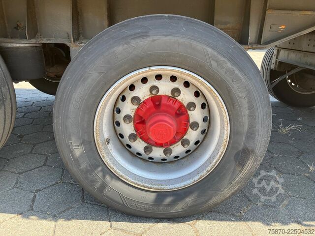 Schiebeplanen Van Hool SCHUIFZEIL 3 ASSEN kooiaap aansluiting
