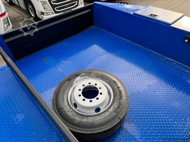 Low loader semitrailer  GVN TIEFLADER*AUZIEHBAR 6 M*LENKACHSE*PEN