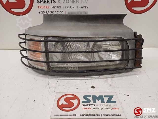 Headlight Renault Occ koplamp rechts Renault