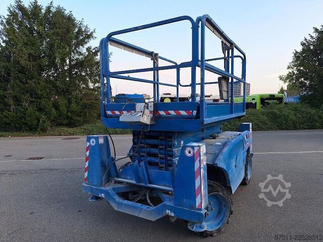 Scherenhebebühne Haulotte COMPACT 12 DX