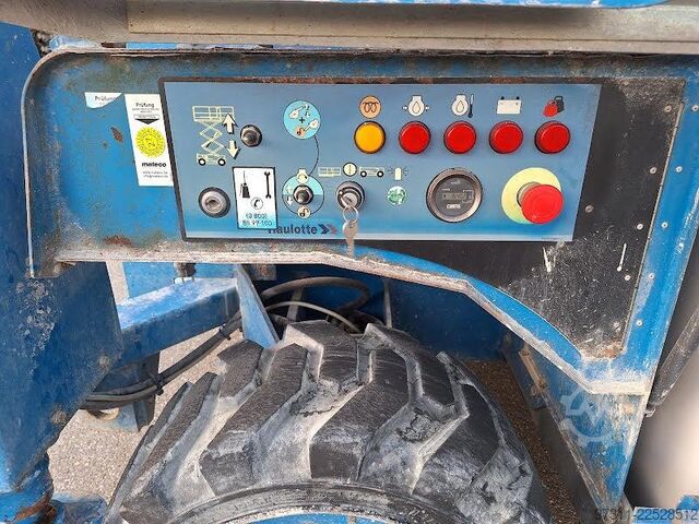 Scherenhebebühne Haulotte COMPACT 12 DX