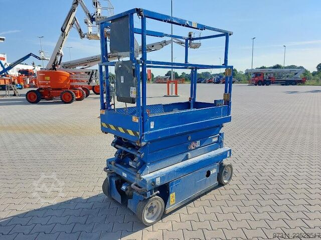 Scherenhebebühne SkyJack SJIII 3219