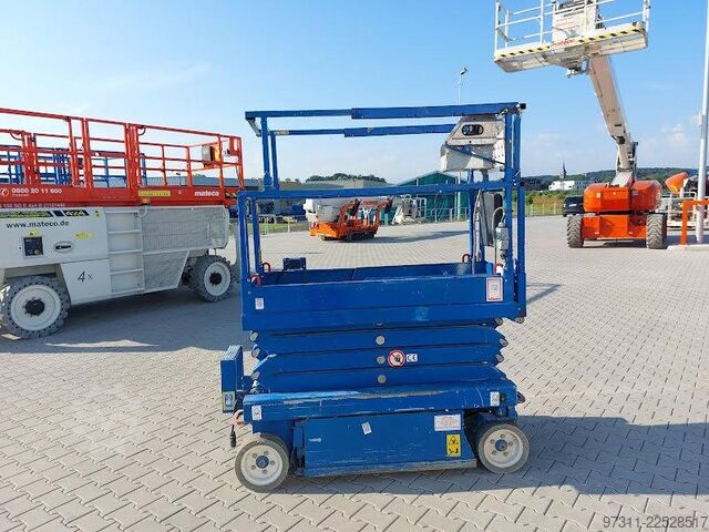 Scherenhebebühne SkyJack SJIII 3219