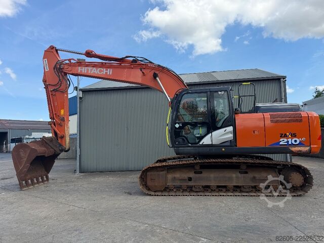 Raupenbagger Hitachi ZX 210 LC-6