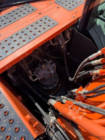 Raupenbagger Hitachi ZX 210 LC-6