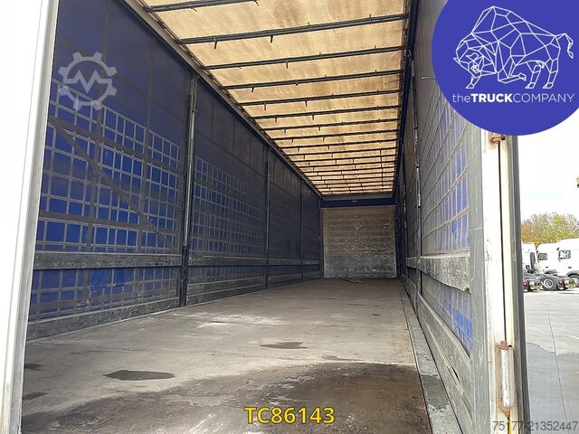 Sliding tarpaulins Schmitz Cargobull scs 27 srem