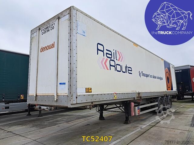 Container transportation Fruehauf 