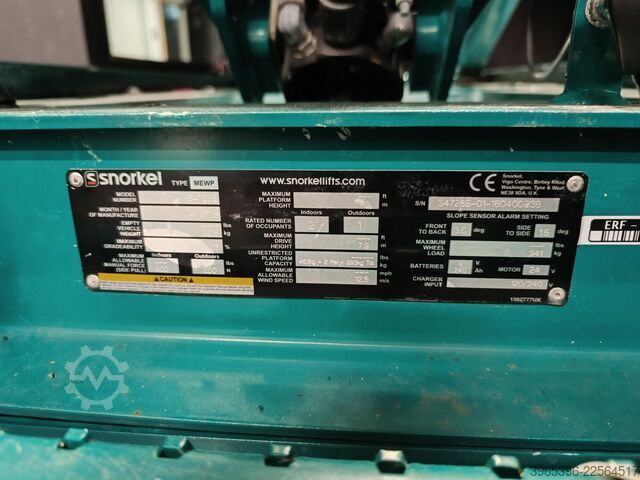Scissor lift Snorkel S4726E