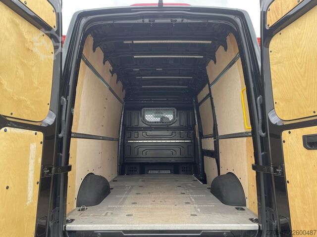 Kastenwagen hoch VW Crafter 35 L3H3 4M LED AHK äden