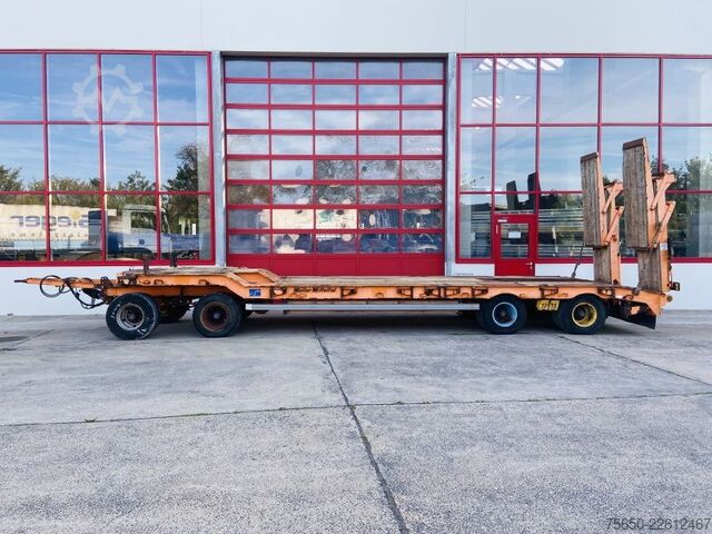 Low loader trailer Müller-Mitteltal T4 Kompakt 40,0  4 Achs Tieflader- Anhänger