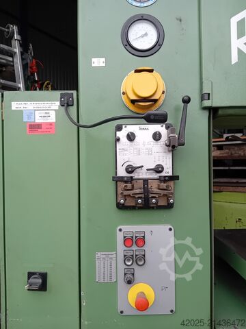 Vertical band saw MÖSSNER , 520 - 2001