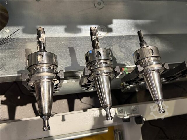 MASTERWOOD CNC machining center type MVD 900 - Edition Partnership - exhibition machine Masterwood CNC   Typ MVD 900