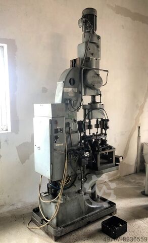 Innengewindeschneidmaschine Hüller Ultromat UG5