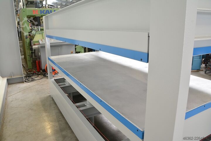 Veneer press SIPA 3000x1300 WODNA