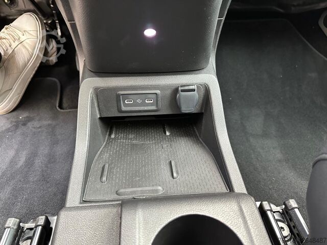 Kleinbus Mercedes-Benz T 180  Progressive LED Kamera AHK-Vorrüstung