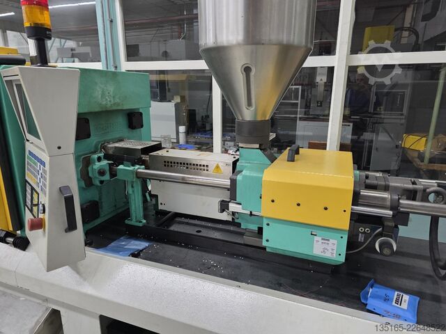 Injection molding machine Arburg ALLROUNDER 320 S