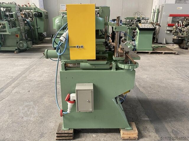 Horizontal drilling machine with 4 spindles  
