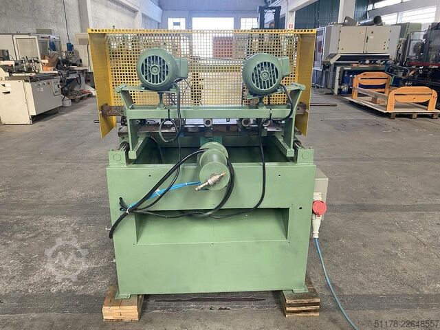 Horizontal drilling machine with 4 spindles  