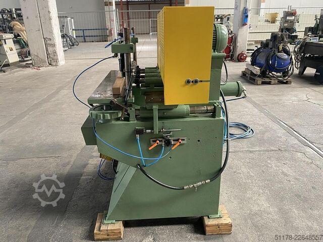 Horizontal drilling machine with 4 spindles  