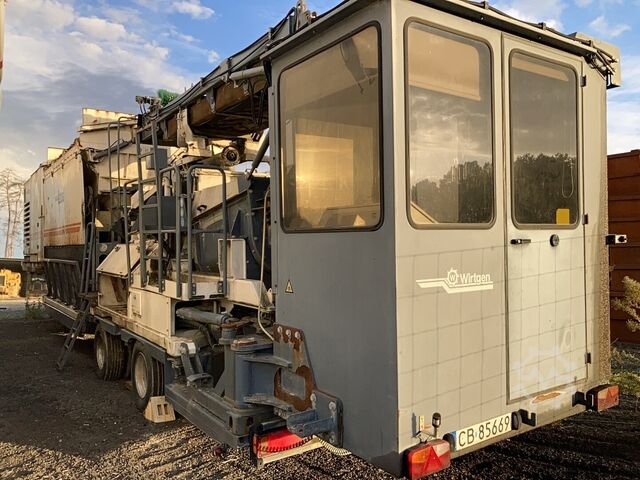 Asphalt Recycler Wirtgen KMA 200