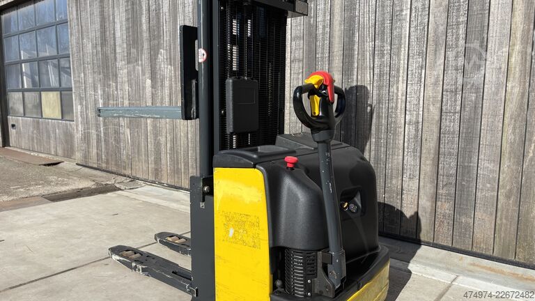Doppelstockstapler mit Initialhub Komatsu CNI 14