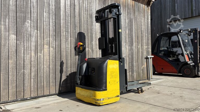 Doppelstockstapler mit Initialhub Komatsu CNI 14