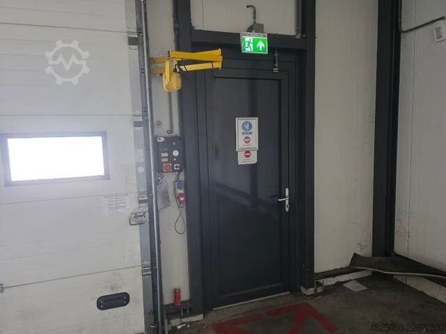 Demontierbare Lagerhalle mit Verladerampen, 234 m² Industrial warehouse 36 x 6,5