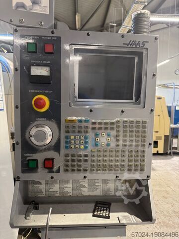 Vertical machining center HAAS VF4-DHE