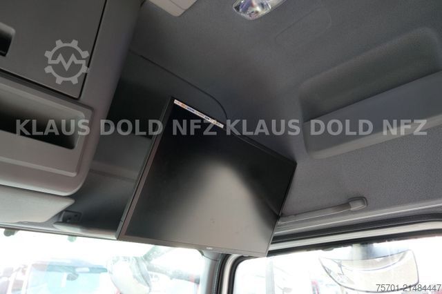 Car carrier truck MERCEDES-BENZ Atego geschloss. Autotransporter LBW Euro 6